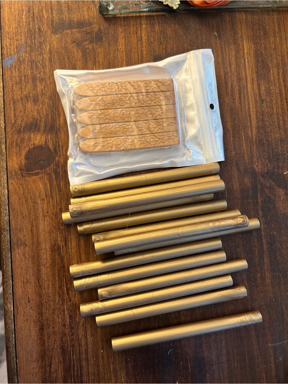 Gold wax seal Craft Glue Sticks - Pack of Hot Melt Rods and candle sealing wax